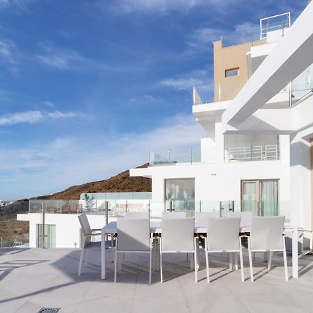 Bayview Hills, Luxury 2 Bedroom Apartment Malaga Exterior photo